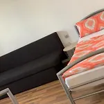 Top 2 Zimmer Apartment Mainz-Lerchenberg - Naehe Mainz, Wiesbaden, Frankfurt, Alzey